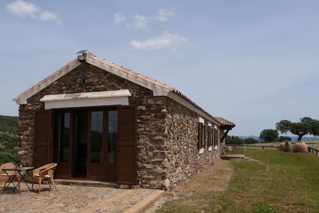 Finca La Alcolehuela En Parque Natural De Despenaperros Santa Elena Exterior foto